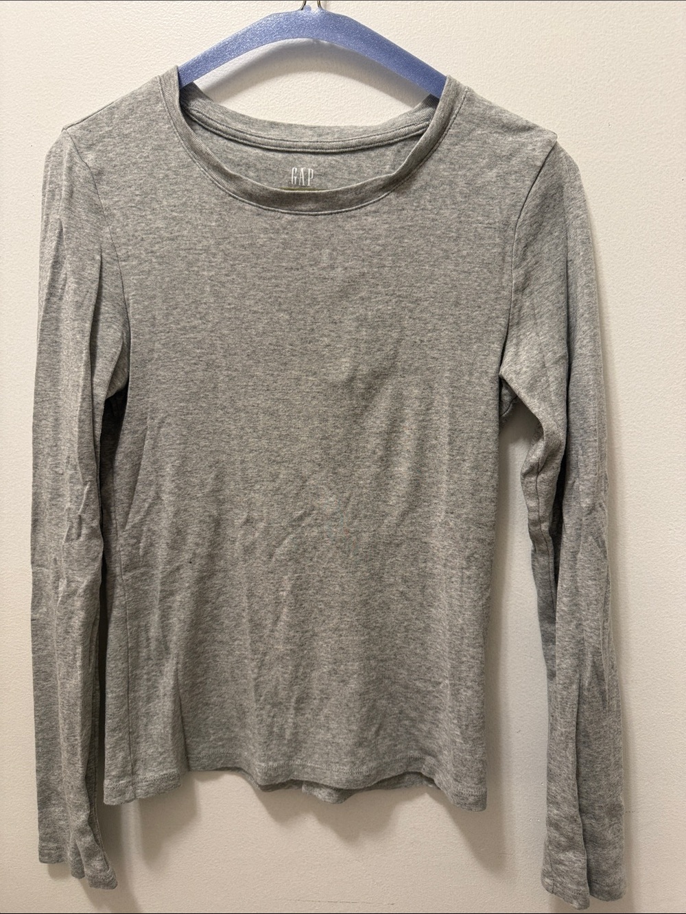 GAP Women's Long Sleeve Crewneck Tee - Light Gray